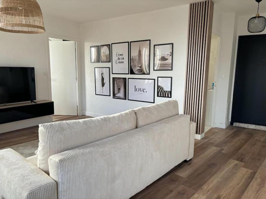 Appartement Cosy Au Coeur De La Ville Aurillac Buitenkant foto